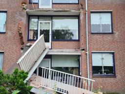 Ook scheuren in andere balkons van flat in Oudenbosch