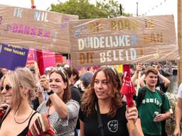 De demonstranten in Tilburg strijden voor de cultuur- en evenementensector (foto: Corrado Francke)