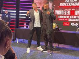 Staredown tussen Verhoeven en Overeem 