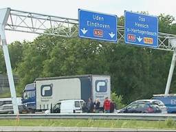 A50 dicht na rammen pijler viaduct