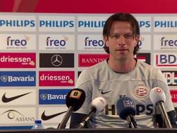 PSV-trainer Ernest Faber over boze supporters en PSV - NAC Breda