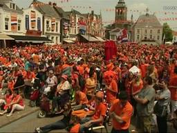 Voetballiefhebbers kunnen WK voetbal in Roosendaal kijken op groot scherm