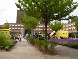 Binnenbrand veroorzaakt veel rook in Vitalis-woonzorgcomplex in Eindhoven