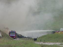 Bij afvalverwerker Attero aan de Vloeiveldweg in Tilburg-Noord was vanmiddag brand