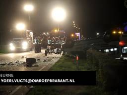 Buurtbewoners helpen slachtoffers ernstig ongeluk in Deurne