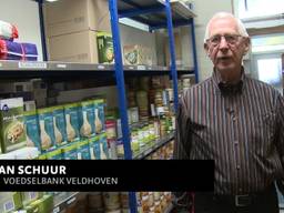 Voorzitter voedselbank Veldhoven stopt op 80-jarige leeftijd, maar gaat toch door!