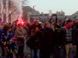 Huldiging Tilburg Trappers bij stadhuis in Tilburg