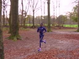 Marathonloopster Elizeba ‘Chero’ hoopt op top 5 tijdens Warandeloop: ‘Durfde eerst geen cross'