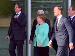 Bondskanselier Angela Merkel op bezoek bij ASML in Eindhoven