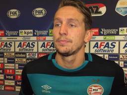 PSV-spits Luuk de Jong blij met goal tegen AZ: 'Altijd fijn, zal ik niet ontkennen'