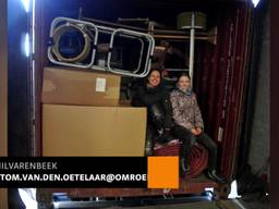 Stagiaire Inge van Kemenade uit Hilvarenbeek vliegt met container vol sporttoestellen naar Gambia