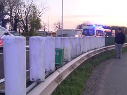 Beelden van het onderzoek na de schietpartij bij het Esso-tankstation in Etten-Leur