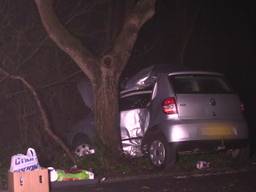 Man uit Wijk en Aalburg zwaargewond na ongeluk in Brakel (Gelderland)