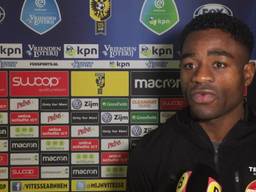 Bartholomew Ogbeche kijkt nog niet naar topscorerslijst: 'Wil iedere wedstrijd beter spelen dan de vorige'