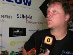 Marc Leeuw stond urenlang stil met een kapotte koppeling, 200 meter na de start van de eerste Dakar-etappe