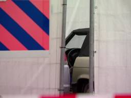 Dode man gevonden in auto in woonwijk Eindhoven