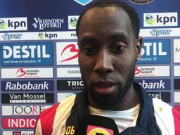 Vurnon Anita voor het eerst in een half jaar tijd weer eens in de basis, maar genieten kan niet echt door 'zure' nederlaag