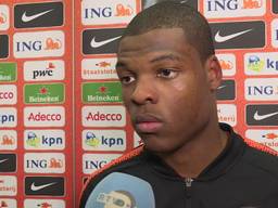 Denzel Dumfries blinkt uit bij Oranje: 'Ik voel me een gezegend mens'