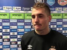 PSV'er Michal Sadilek maakt geniale en bewuste goal met zijn hak: 'Ook een beetje geluk'