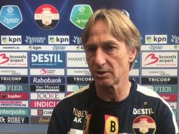 Adrie Koster blij met Willem II-huurlingen: 'Het is altijd moeilijk om in de winterstop goede transfers te maken, maar wij hebben goede zaken gedaan'