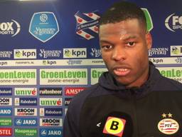 PSV'er Denzel Dumfries baalt als een stekker na gelijkspel in Heerenveen