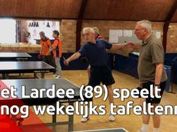Piet Lardee (89) tafeltennist nog elke week