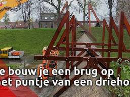 Hoe bouw je een voetgangersbrug op het puntje van een driehoek?