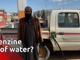 Benzine als water: spotgoedkope brandstof tijdens de Dakar Rally in Saoedi-Arabië.