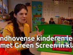 Kinderen krijgen met mini-green screen les in fake news