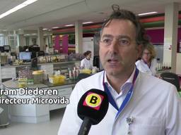 Nauwelijks nog teststaafjes coronavirus, medewerkers lab in Roosendaal werken zich slag in de rondte