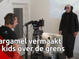 Gargamel vermaakt kids over de grens