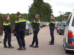 Een arrestatieteam van de politie heeft dinsdagochtend vroeg topcrimineel Jan B. aangehouden bij zijn huis aan Hulteneindsestraat in Hulten