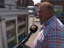 Melkboer uit Veldhoven stopt na 51 jaar: 'Als ze papa of opa roepen, moet ik altijd kijken' 