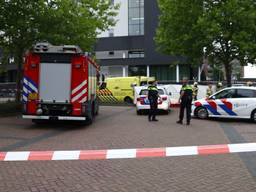 Arie den Dekker steekt zichzelf in brand in Oss