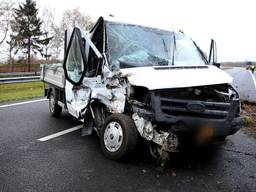 Botsing op snelweg A67 ter hoogte van Asten