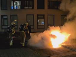 Veel auto's moesten het tijdens de jaarwisseling ontgelden in Breda, maar ook andere spullen werden in brand gestoken