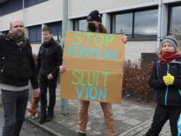 Twee actievoerders opgepakt tijdens protest bij vleesverwerker Vion in Boxtel
