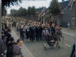 Emiel Verwijst kleurde unieke filmbeelden van herdenking Kamp Vught in