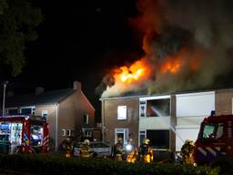 Uitslaande brand verwoest huis in Helvoirt