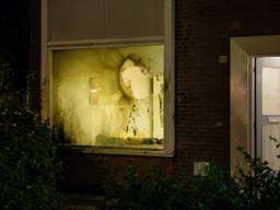Brand in huis Tilburg nadat 'iets brandbaars' door ruit wordt gegooid