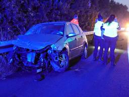 Automobilist crasht op A2 bij Maarheeze: 'Overal lagen brokstukken'