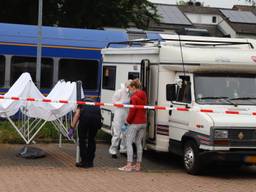 Dode man gevonden in camper langs het spoor in Cuijk