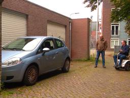 Bewoners krijgen boete van 97 euro voor parkeren op eigen terrein: ‘Ik doe niks verkeerd’