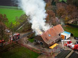 Uitslaande brand bij woonboerderij in Someren