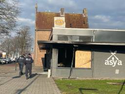 Weer brand bij Turkse bakkerij nadat vuurwerkbom ontploft