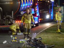 Fietsster zwaargewond na aanrijding met vrachtwagen in Etten-Leur