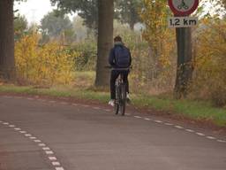 Niet alle Brabantse fietspaden zijn goed verlicht. (Foto: Omroep Brabant)