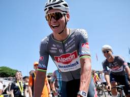 Van der Poel net voor de start van de elfde fase van de Tour de France (foto: ANP).