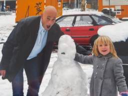 Dochter Zara en vader Eric in de winter (privéarchief).