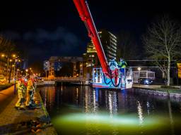 Onder meer vanuit een hoogwerker werd het Eindhovens Kanaal afgezocht (foto: SQ Vision).